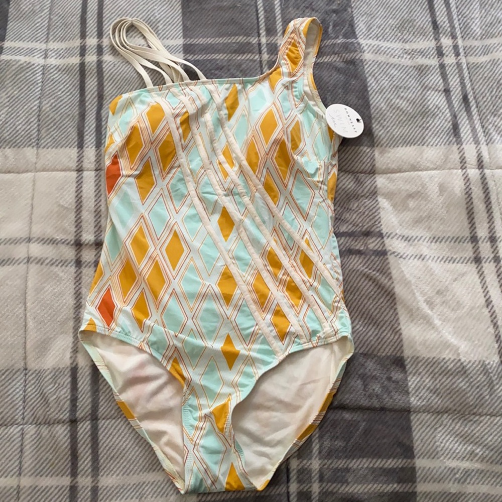 One piece bathing suit